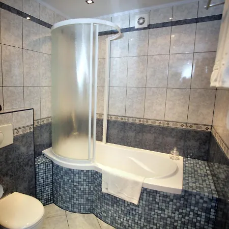 호텔 Pasymowski 3*